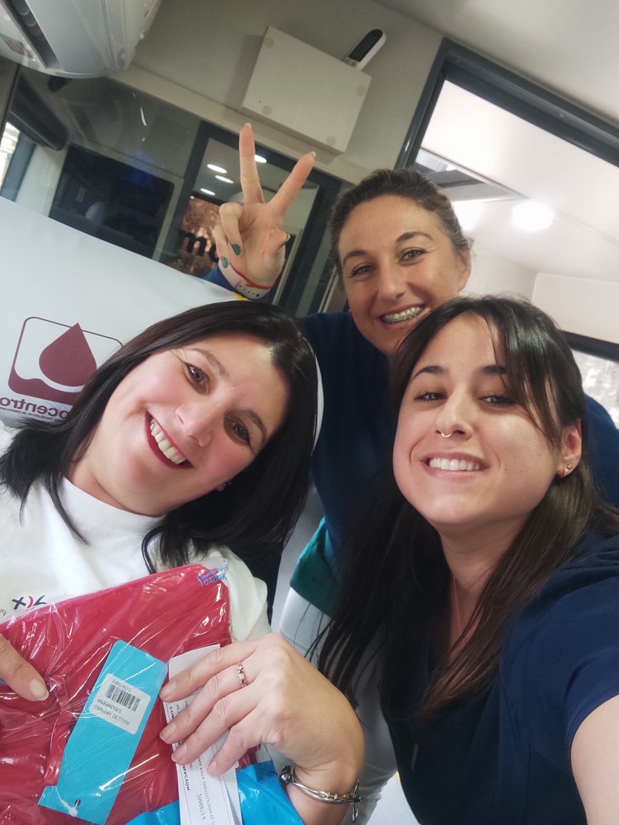MariaNoel_1508's tweet photo. Donar sangre salva vidas!!
En el día de mi cumpleaños toco donar sangre.
Gracias #Hemocentromaldonado https://t.co/ZJ7QIdGzFU