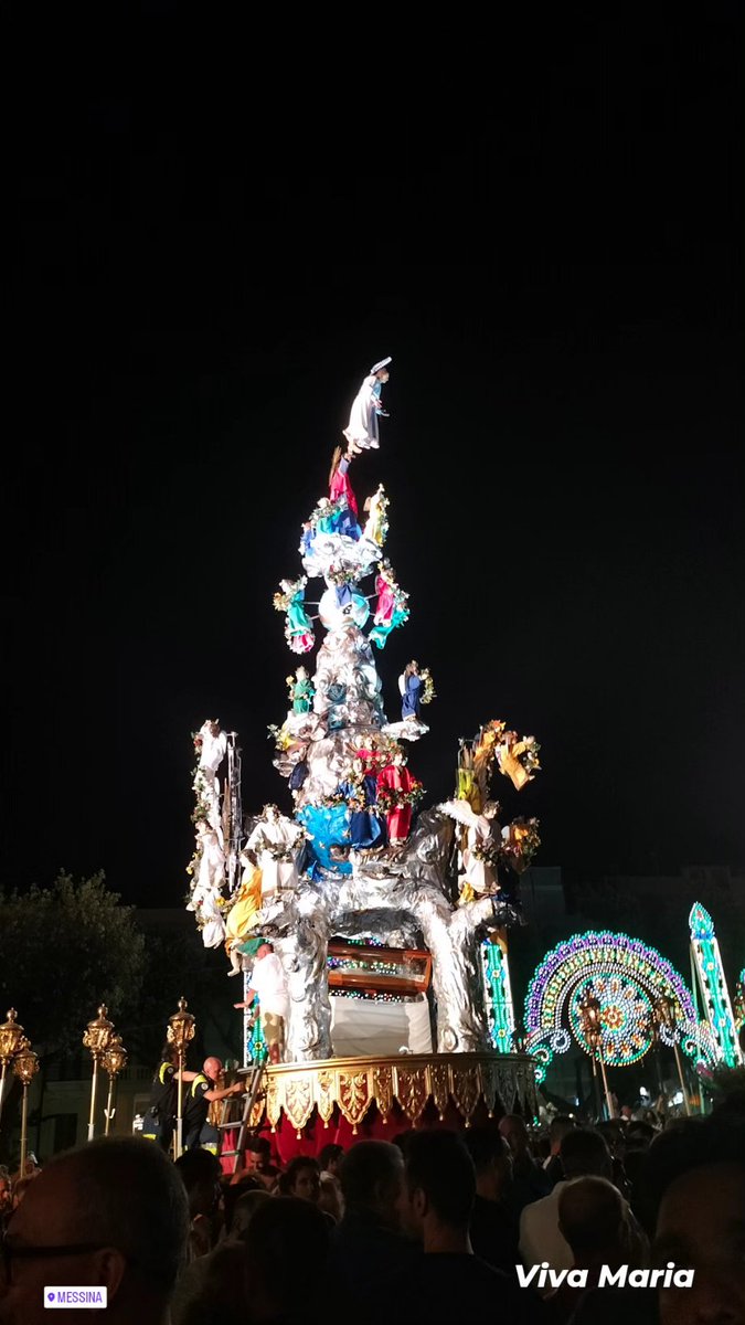Alessia273's tweet photo. La Vara di #Messina 🎆 #Sicilia #Ferragosto #15agosto #15Agosto2023 #Vara #processionedellavara https://t.co/s0m5Pz9l5n