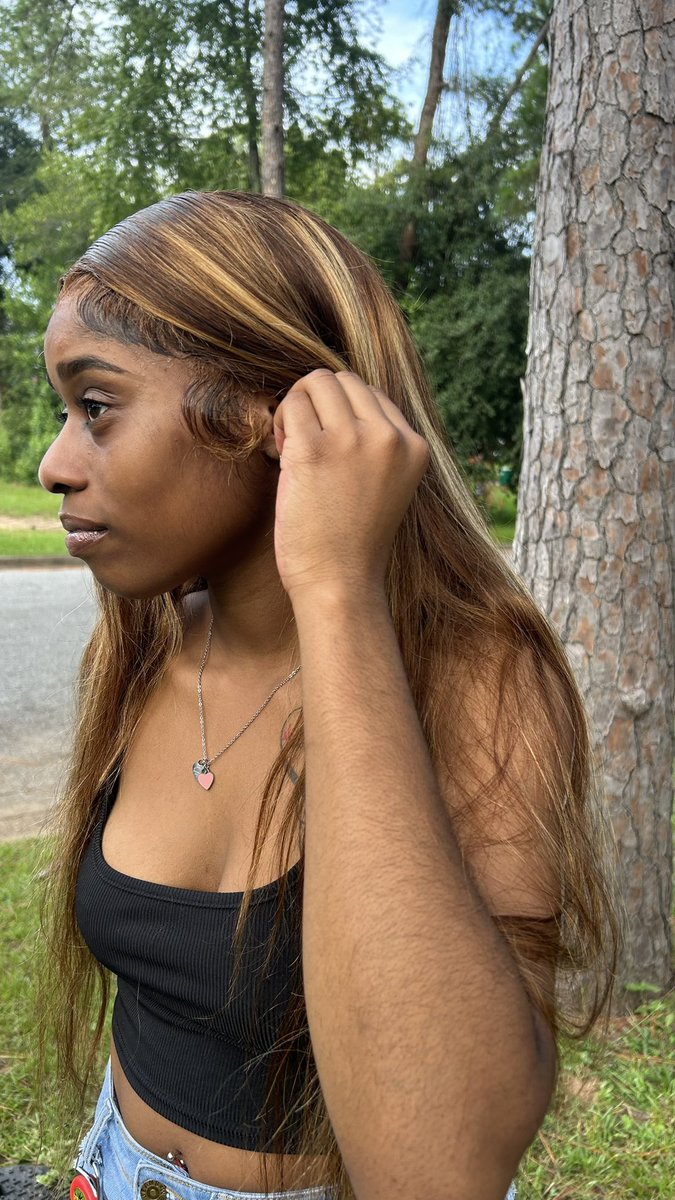DejtheDoll_'s tweet photo. HELLO LADIESSS!!! Get those installs and those wigs touched up!! Book your install with me to experience the D’Luxe effect!🥰💕 you won’t be disappointed. Dm me on instagram to book. @dluxelaces https://t.co/WdDBt4WBzd