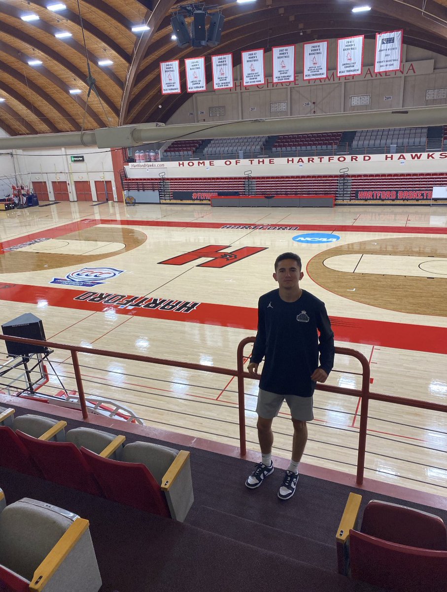 Had a great visit at Hartford. Thank you <a href="/CoachA2me/">Aaron Toomey</a> !