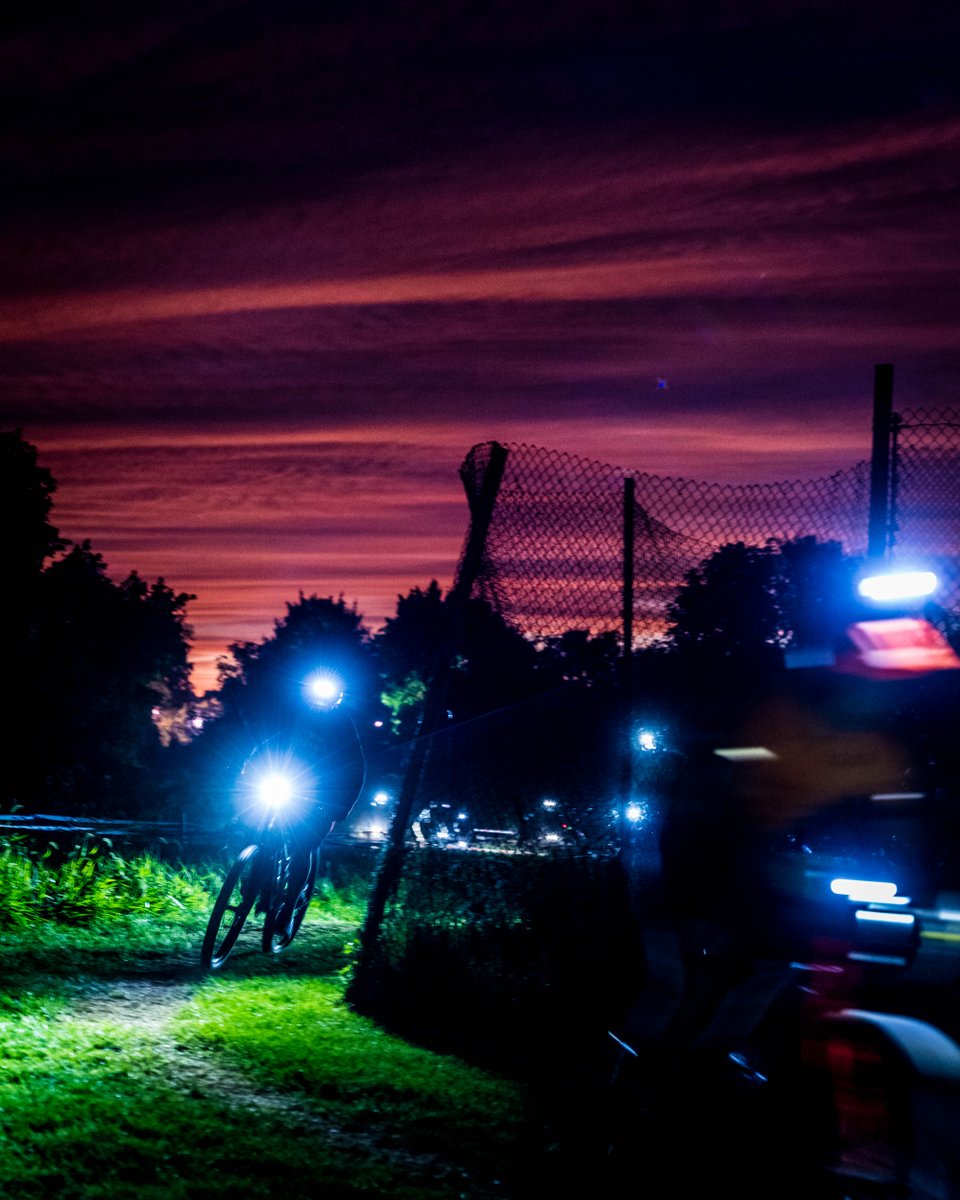 Season Reg is open! We're about two weeks away from the season opener, so it's time to dust off the cross bike and cross-country shoes for season 19 of Fifth Street Cross! 

buff.ly/3qzQsSQ 

📷 <a href="/gabelloyd/">Gabe Lloyd</a>