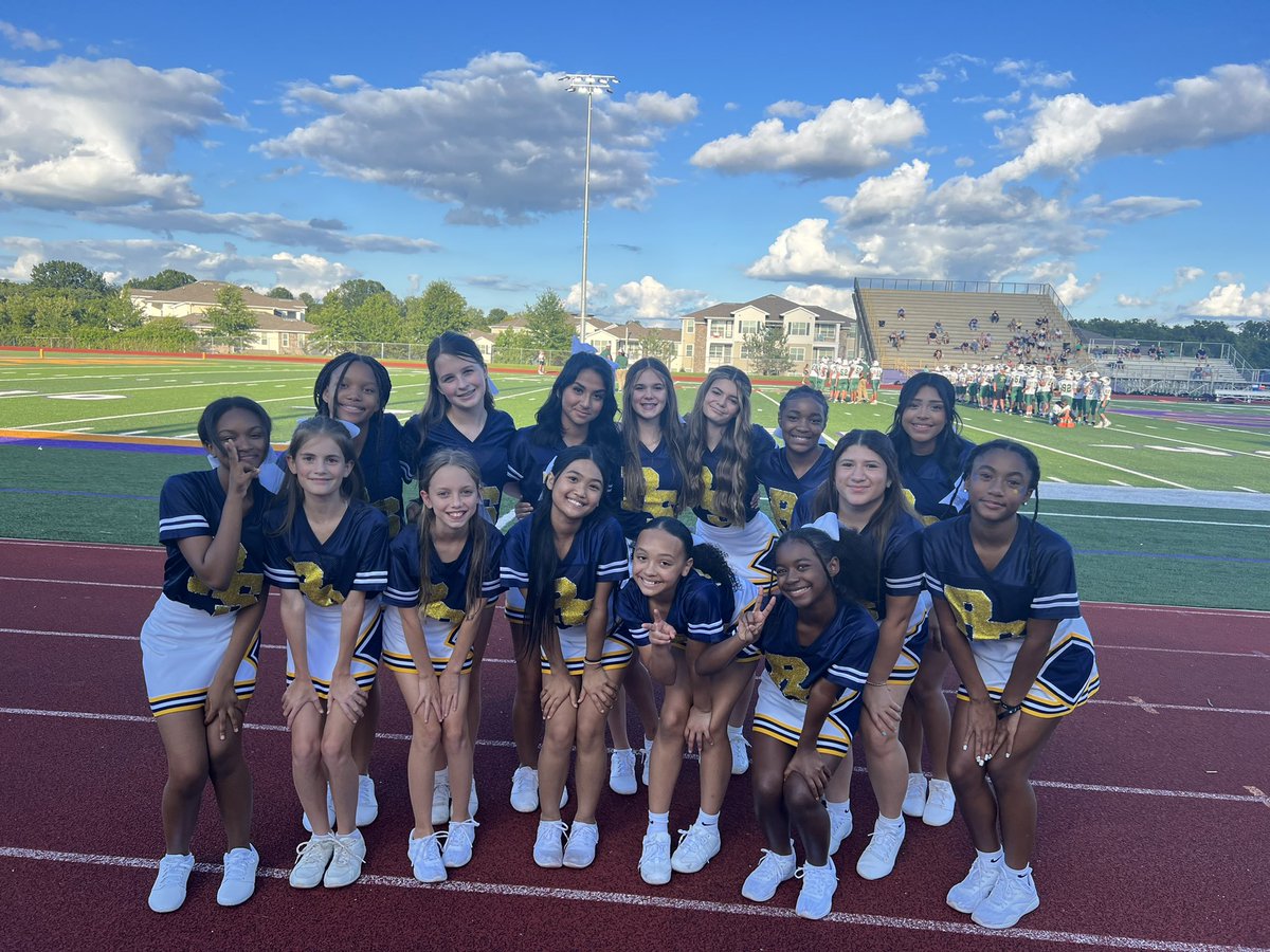 RSMSCheer22's tweet photo. Let’s Go Knights!! https://t.co/RuVKhUApE7