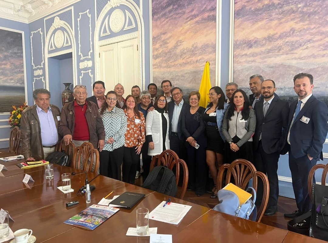 Central Unitaria de Trabajadores tweet media