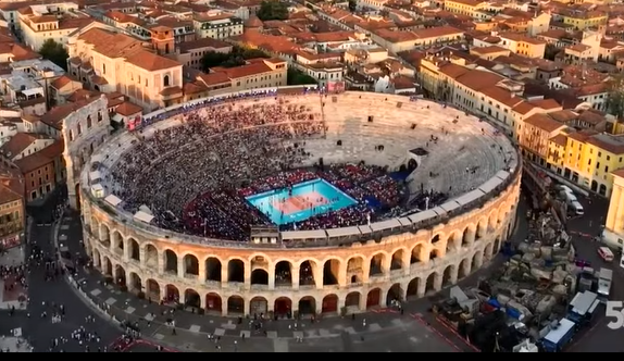 emilyehman's tweet photo. Omg this is one of the coolest things I've seen in this sport😍

Italy is taking on Romania at the 2,000-year-old Verona Arena🤩 #EuroVolley2023 https://t.co/LXRQSLRzUL