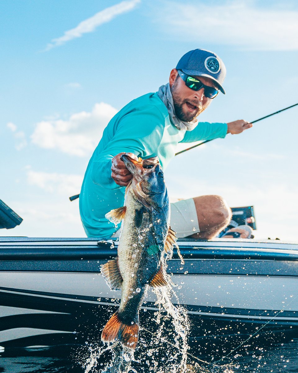 gearcoop's tweet photo. You’re gonna want to see this 👀…
Enhanced with Costa Del Mar's latest frame technology, the Corbina PRO uses polarized 580G color-enhancing lenses to help you see all the good stuff. 😎
#costadelmar #costasunglasses  https://t.co/gUGrcDFGDg https://t.co/ER77x5nGye