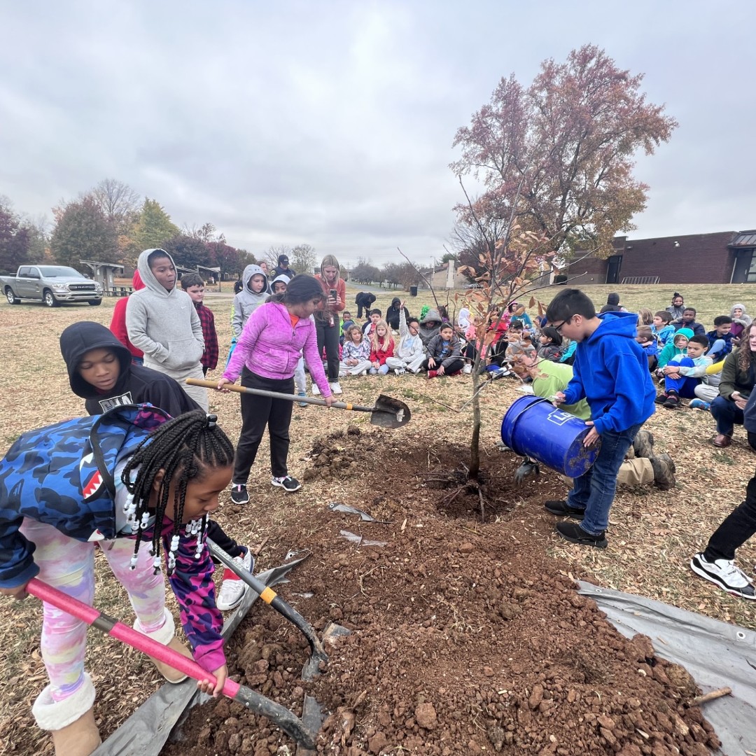 Fayette County Public Schools (@fcpsky) on Twitter photo Leading Kentucky with authentic classrooms, equitable culture, and remarkable outcomes! ✨
Dixie Magnet Elementary has been ecognized as a National PBL Model School by <a href="/magnifylearning/">Magnify Learning</a> and a Promising Practices School by <a href="/SolutionTree/">Solution Tree</a>.
Read more at ow.ly/iWFb50PyNgQ. Leading Kentucky with authentic classrooms, equitable culture, and remarkable outcomes! ✨
Dixie Magnet Elementary has been ecognized as a National PBL Model School by <a href="/magnifylearning/">Magnify Learning</a> and a Promising Practices School by <a href="/SolutionTree/">Solution Tree</a>.
Read more at ow.ly/iWFb50PyNgQ.