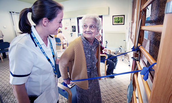 What does a comprehensive geriatric assessment involve?

This practice question discusses how they can help nurses support older people living with frailty by providing a person-centred and holistic review of their health.

rcni.com/nursing-older-…