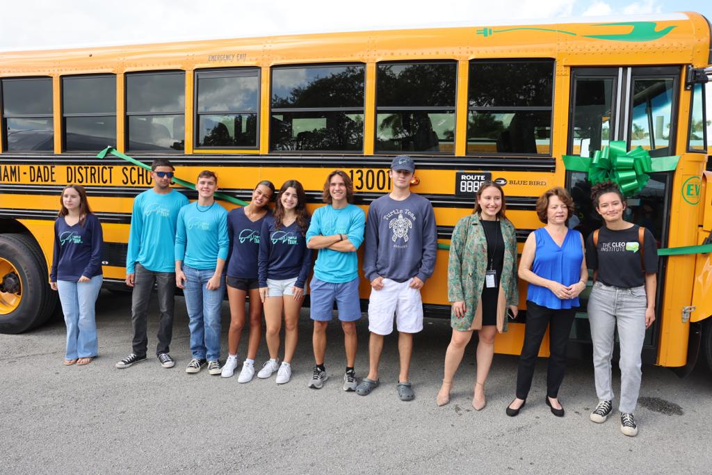 🌟 Exciting News! <a href="/MDCPS/">Miami-Dade Schools</a> is thrilled to announce the addition of 20 electric buses to our fleet, thanks to the VW Settlement Grant. Thank you <a href="/insideFPL/">Florida Power & Light</a> for partnering with us. Together, we're setting a powerful example of how collaboration can elevate our community's well-being.