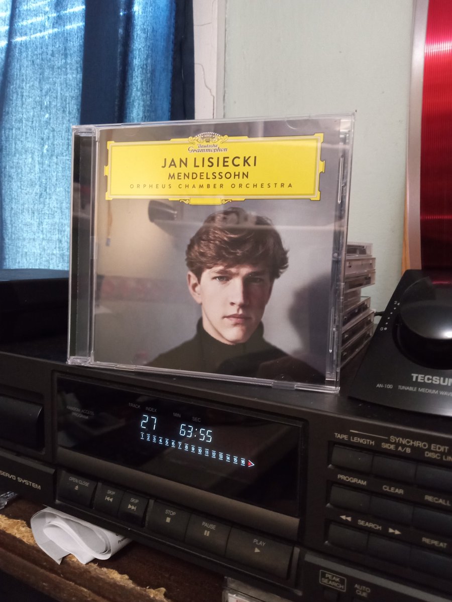#NowPlaying 
Jan Lisiecki - Mendelssohn
#Music #Classical #ClassicalMusic #JanLisiecki #Mendelssohn #TwitterMusic #CDAudio