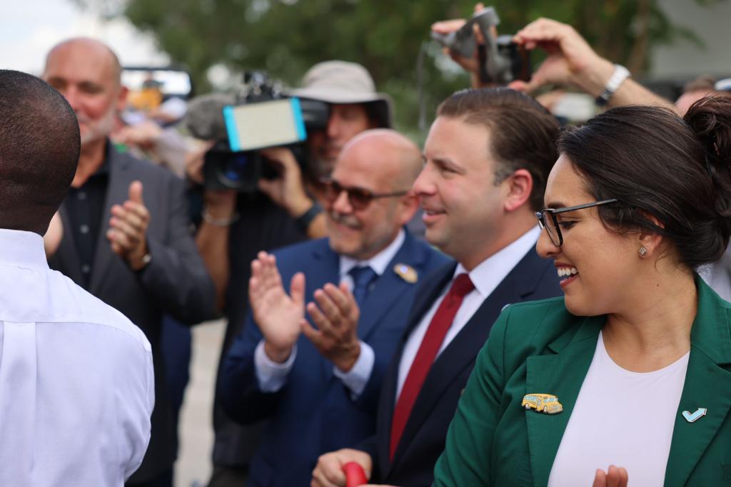 Miami-Dade Schools tweet media