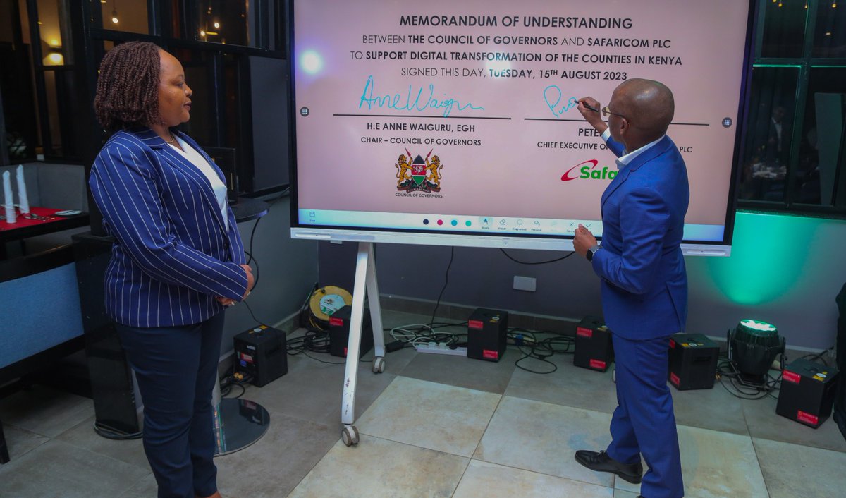 SafaricomPLC's tweet photo. Today we hosted a dinner to engage the @KenyaGovernors  as we signed an MOU supporting the Government in digitization of services. #DevolutionConference2023 https://t.co/80SDnlfnqM