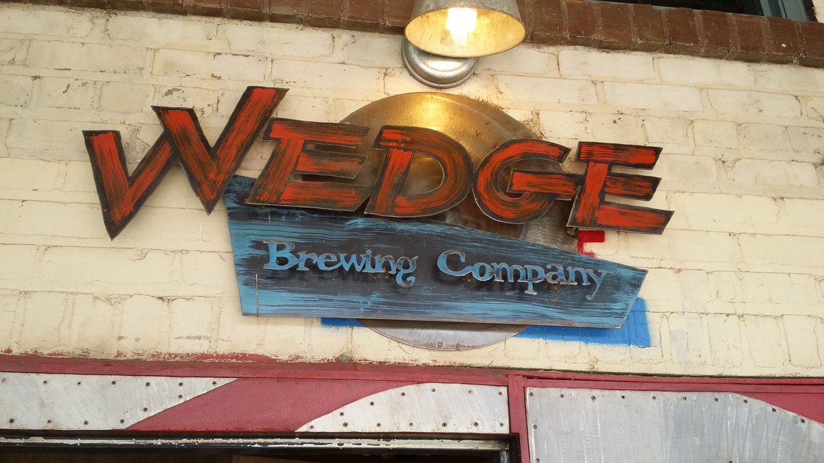 CRSTNET's tweet image. Mail gets an artistic twist in Ashville, NC! 📬🖌️   

Found this masterpiece near Wedge Brewing.   

Embracing creativity everywhere you look.   

#AshvilleInspires #WedgeBrewingAdventures #CreativeMail #mailbox