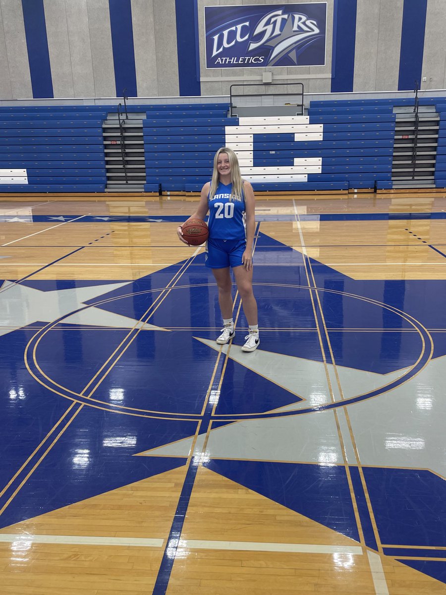 nadiyahwalsh's tweet photo. Excited to receive an offer to continue my athletic and academic career at LCC! Thank you @coachhudsonlcc for a great visit🤍 @PrideBall21 @coreyoleyar @MichHSBball @PGHMichigan https://t.co/1WzFrXeDsa