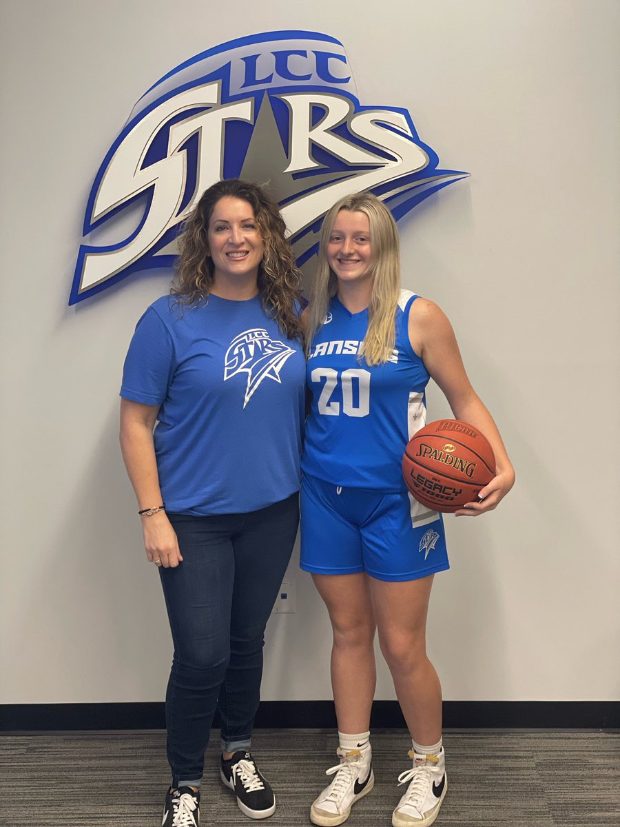 nadiyahwalsh's tweet photo. Excited to receive an offer to continue my athletic and academic career at LCC! Thank you @coachhudsonlcc for a great visit🤍 @PrideBall21 @coreyoleyar @MichHSBball @PGHMichigan https://t.co/1WzFrXeDsa