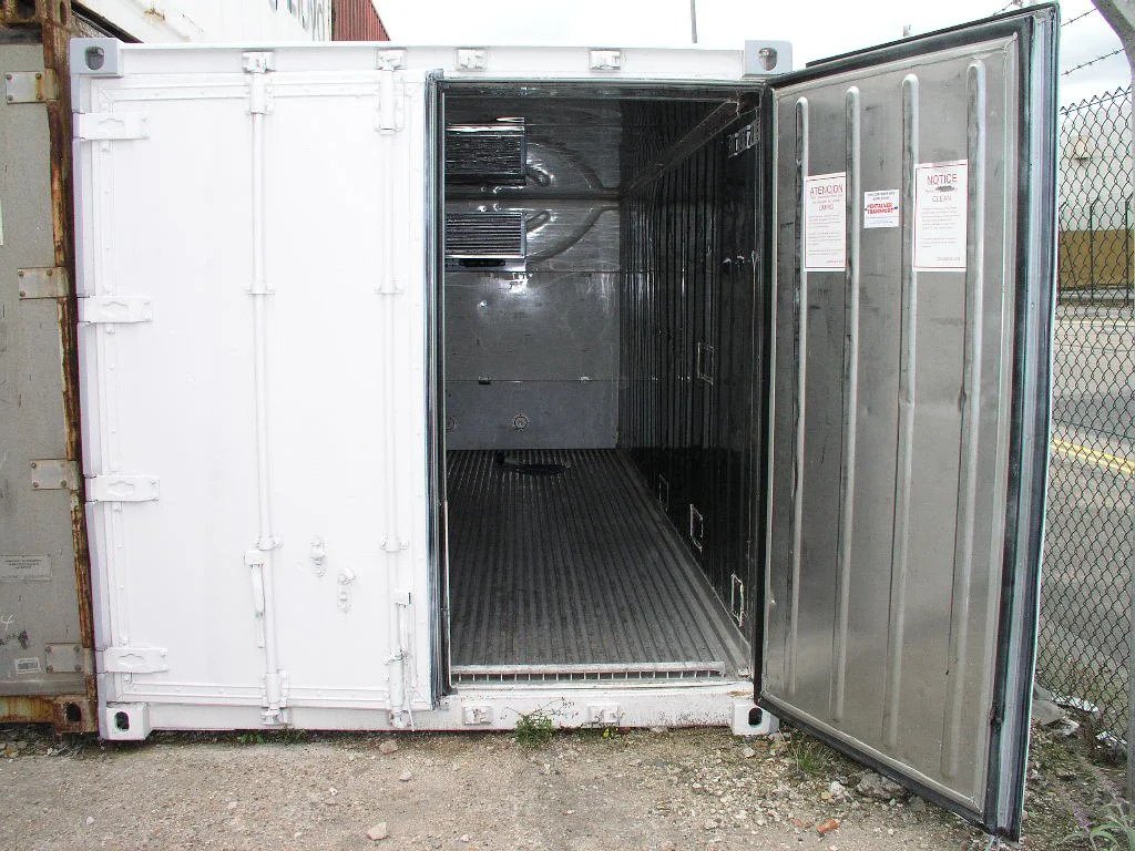 PhilspaceLtd's tweet photo. ❄️ Refrigeration containers can keep your food at a constant cool temperature, preventing it from spoiling.
See how we can help you with these units on our website: https://t.co/YWIFo9RuBt
#BespokeContainers #CustomContainers #ShippingContainerUnit https://t.co/Hh2OxvOzT1