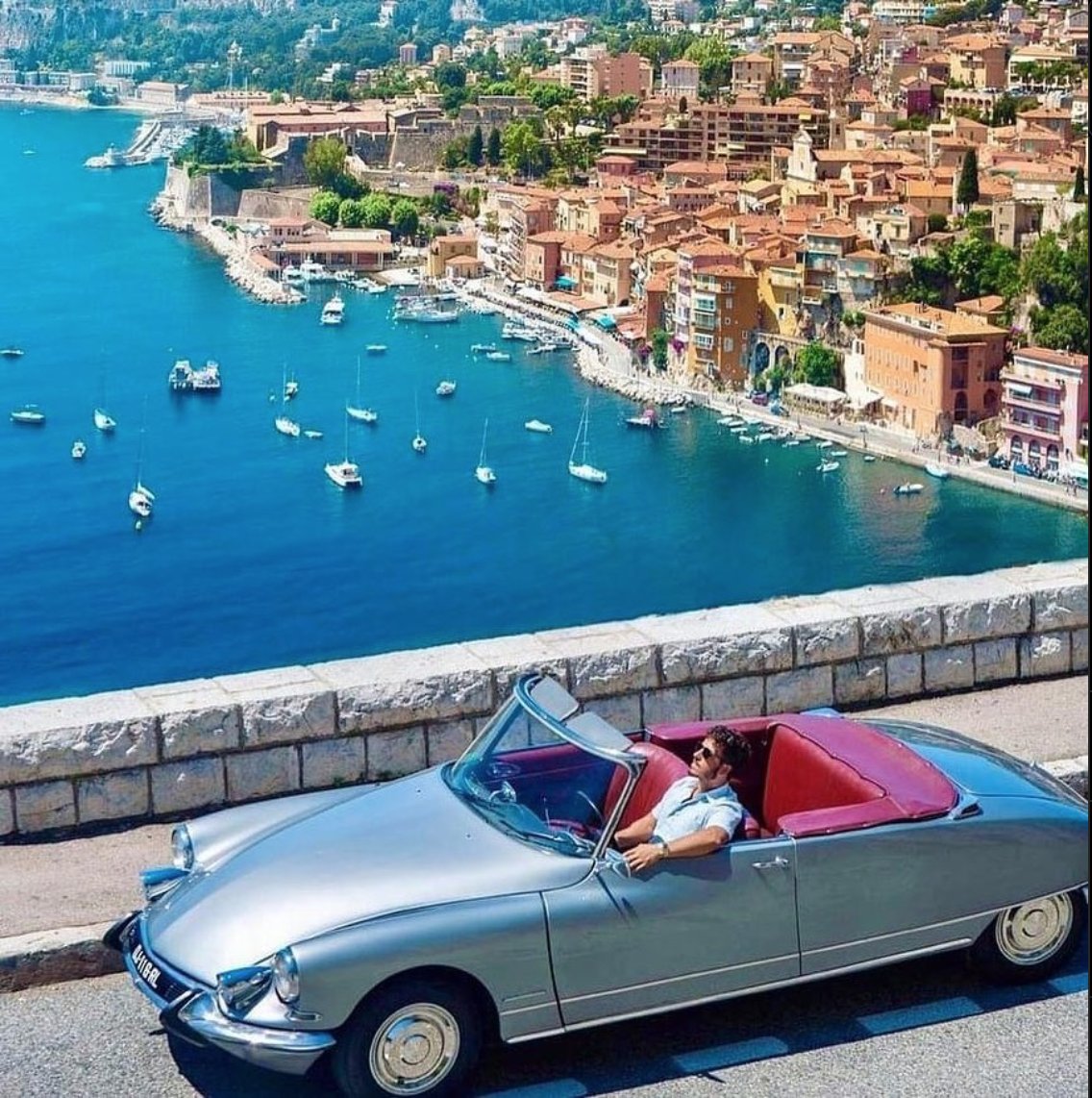 #theweeknd #theweekend #citroends #ds19 #convertible #cabrio #chapron #luxurycars #60s #60sstyle #frenchcars #frenchriviera #riviera #lifestyle #cotedazur #lifestylephotography #travelphotography #landscapephotography #carphotography #beyondcoolmag #motion #travel #urban #life
