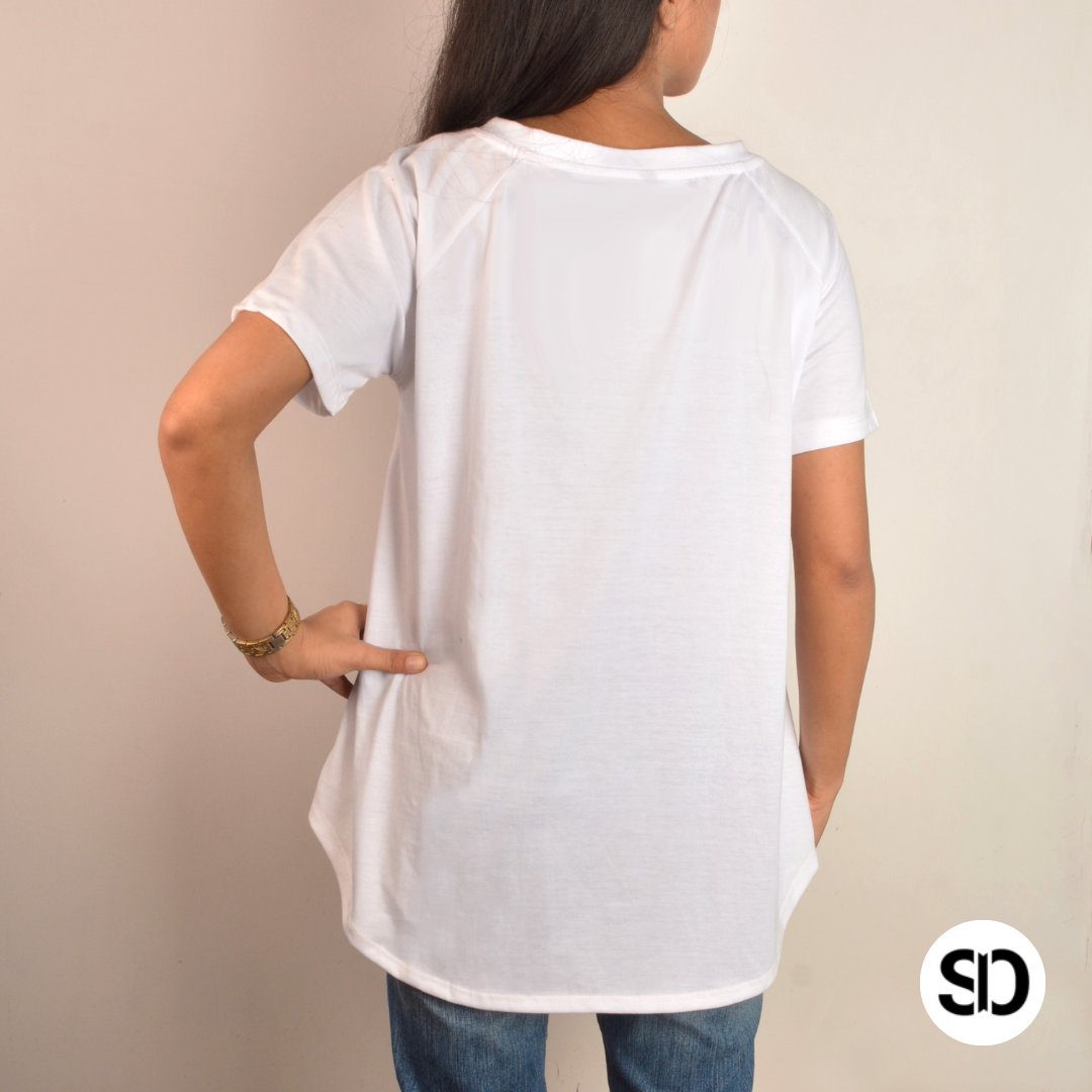 styleinoutfit's tweet image. "A versatile neckline that flatters all body types" 
❤️‍🔥👕

#vneck
#roundneck
#deepneck
#vneckroundbottomdeepneck
#vneckdress
#teeshirt
#tee
#shirt
#clothing
#fashion
#ootd
#style
#instafashion