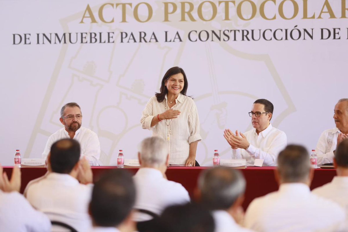 YolandaOsunaH's tweet photo. Firmamos el acta protocolaria de donación del predio para construir la planta potabilizadora Carrizal II. Nuestro agradecimiento al presidente Andrés Manuel López Obrador y al gobernador Carlos Manuel Merino por su confianza y respaldo para lograr esta importante obra social. https://t.co/f4w6T6EBMQ