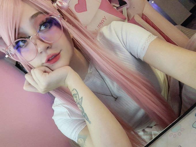 It's a pink day!! https://t.co/7VqUa2RBfo