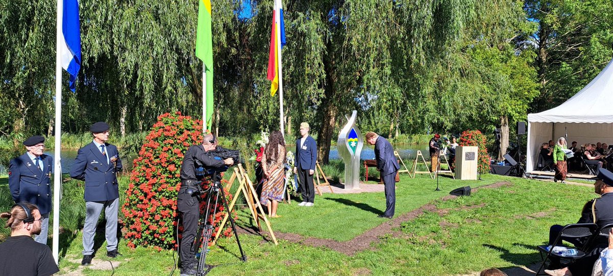 Burgemeester van Almere tweet media