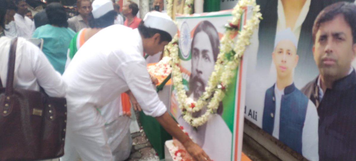 chowdhury30dev's tweet photo. ১৫ আগস্ট ২০২৩
পশ্চিমবঙ্গ 
যেখানে বিশ্বাস আছে,
সেখানে নির্ভরতা স্বয়ং আসে।
________________________
শ্রী লালজি দেশাইয়ের নির্দেশে, 
রাহুল পান্ডে ও দেবজ্যোতি চৌধূরী আহবানে - সাগর থেকে শিলিগুড়ি
ক্যানিং থেকে কোচবিহার রাজ্যের সর্বত্র সেবা দলের পক্ষ থেকে স্বাধীনতা দিবস উদযাপন করা হয়। https://t.co/3vZ3BeX3Mt