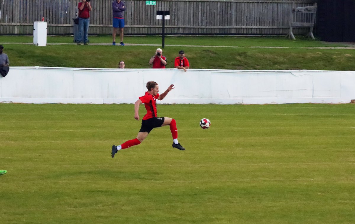 CoggeshallTown's tweet photo. Snaps from the first half 📸
#COGWFD https://t.co/gUCi4BsiIE