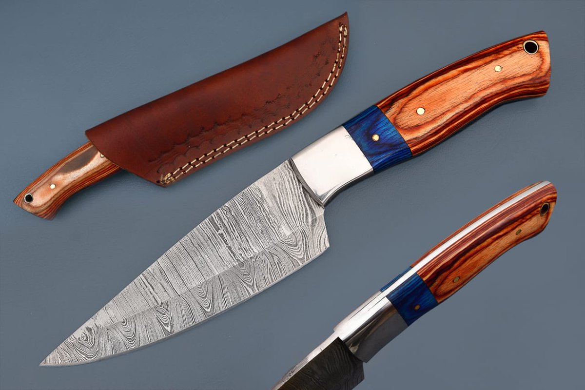 Amazing handmade hunting knife With unique handle style