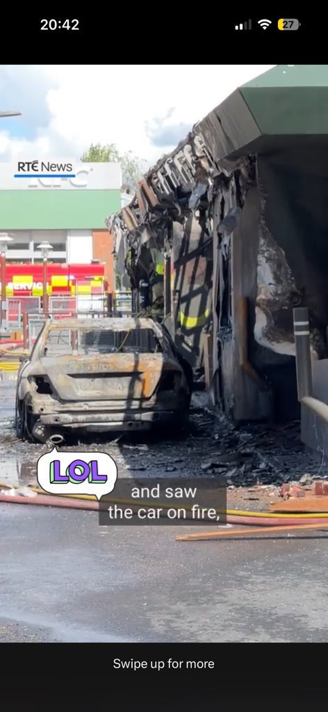GreenIrishGuy1's tweet photo. @BootsIRL @CD3447682 @Independent_ie It’s a combustion engine engine car. https://t.co/CEmhxkip8Z