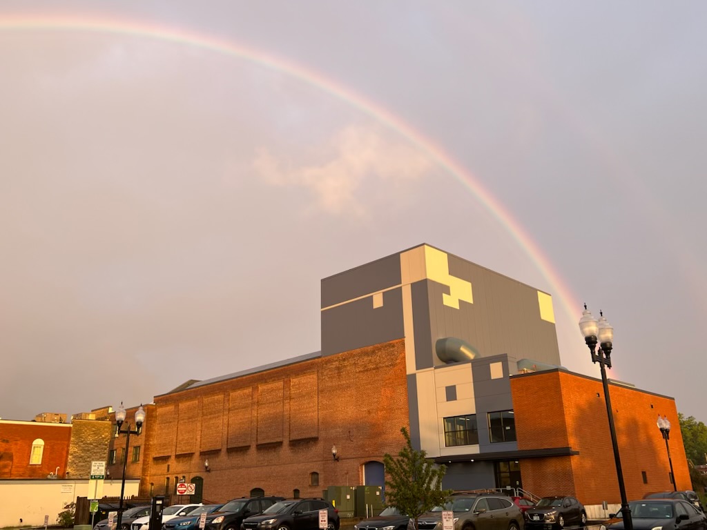 The Colonial Performing Arts Center tweet media