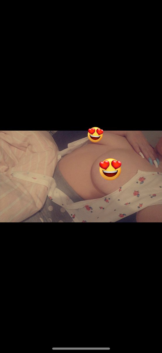 Funandflir99606's tweet photo. Who wants to see more? 👀 #paypiggieswanted #paypig #brat #SugarDaddies #fun #treatthemmean https://t.co/reMFZd1L8n