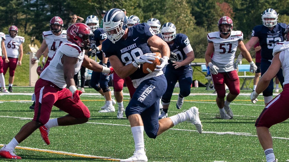 ThomasWelker5's tweet photo. Excited to announce I’ve received an offer from @MiddFootball ! Thank you to @MiddFBMandigo and @jasonthomasfb  for believing in me and thanks for support from my teammates, family and coaches. 
@CoachLian8 @MWeimer26 https://t.co/QW0j1duh4z