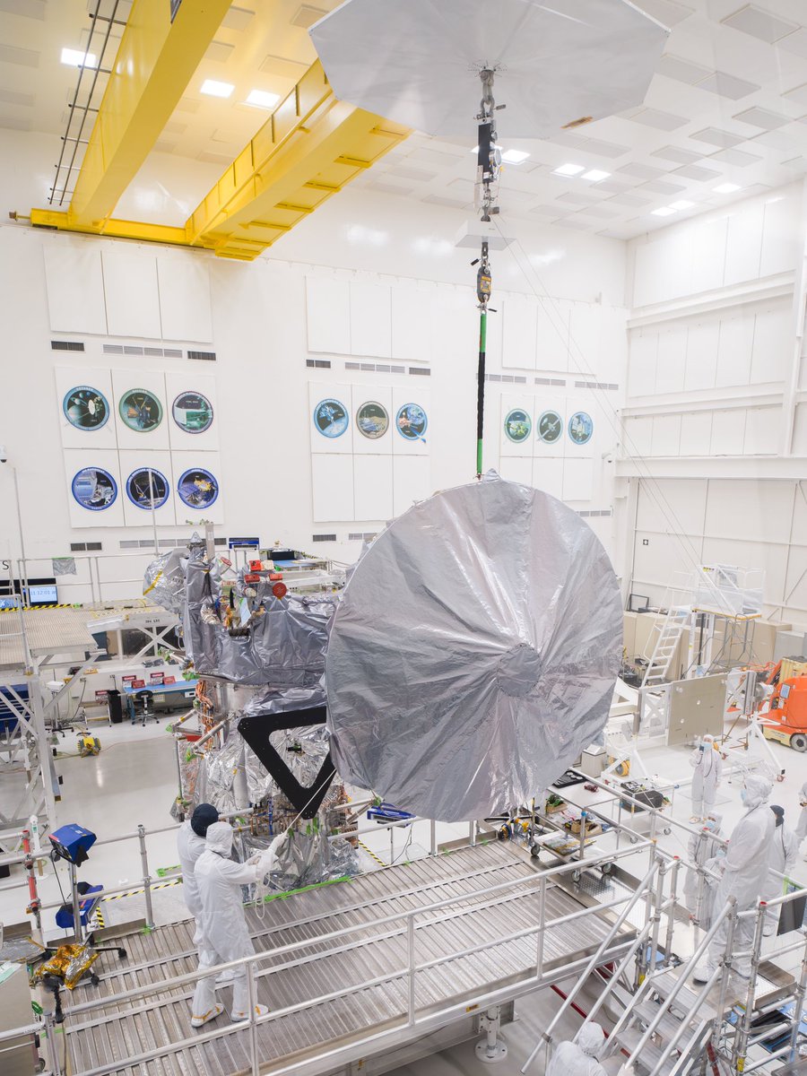 NASAJPL's tweet photo. Mission milestone unlocked: @EuropaClipper’s high-gain antenna has been installed!

The 3-meter antenna will allow the spacecraft to communicate with mission controllers hundreds of millions of miles back on Earth while exploring Jupiter’s icy moon. https://t.co/iq3fAsGp0V https://t.co/KrnidJG5Wl