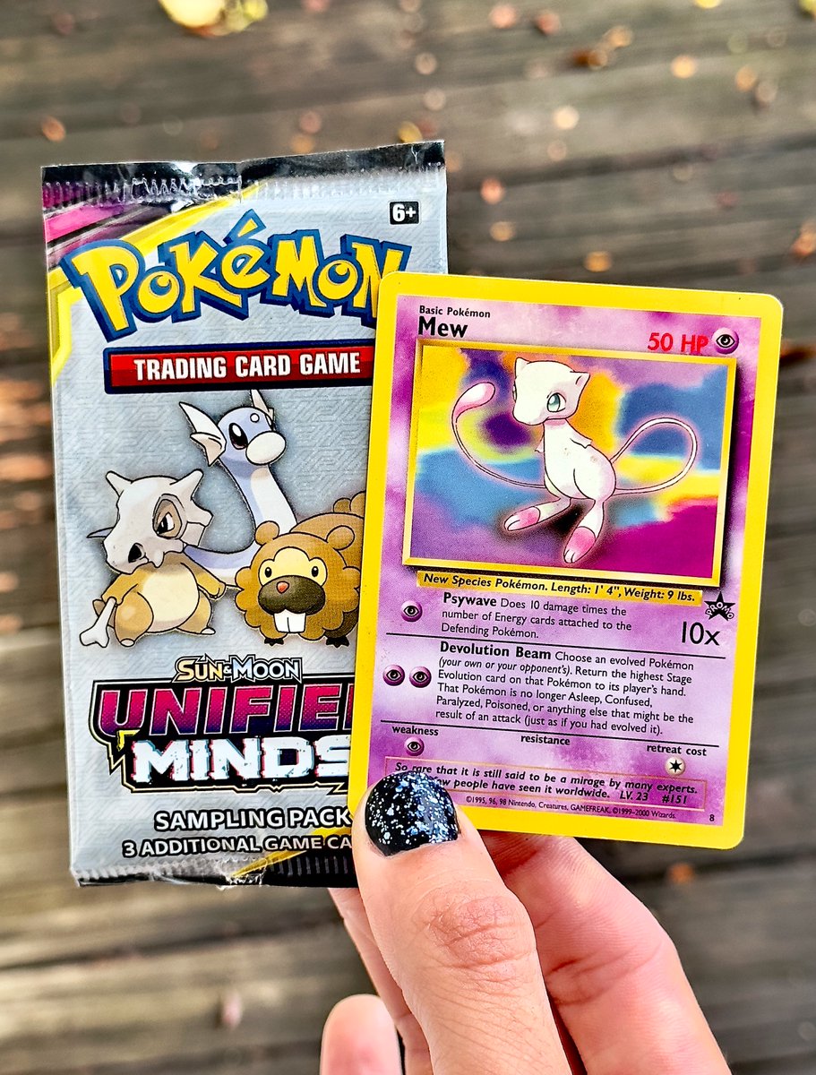 TokyoPitBuLL's tweet photo. Giving away a Mew WoTC black star promo &amp; Unified Minds sample pack 

Just retweet this tweet

Winner picked Tuesday 8/22 🖤 https://t.co/nh8n3uYsMM