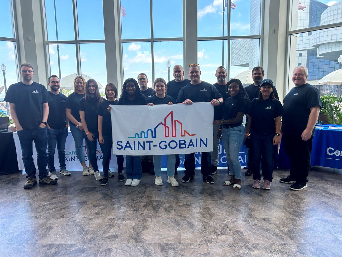 Thanks to our friends at @SaintGobainNA  for supporting the Science Center’s mission to bring STEM to life! 👏 🔬