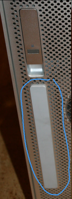 TrueNhero's tweet image. esta tapa o puerto para que era? #macpro   #powermac #g5