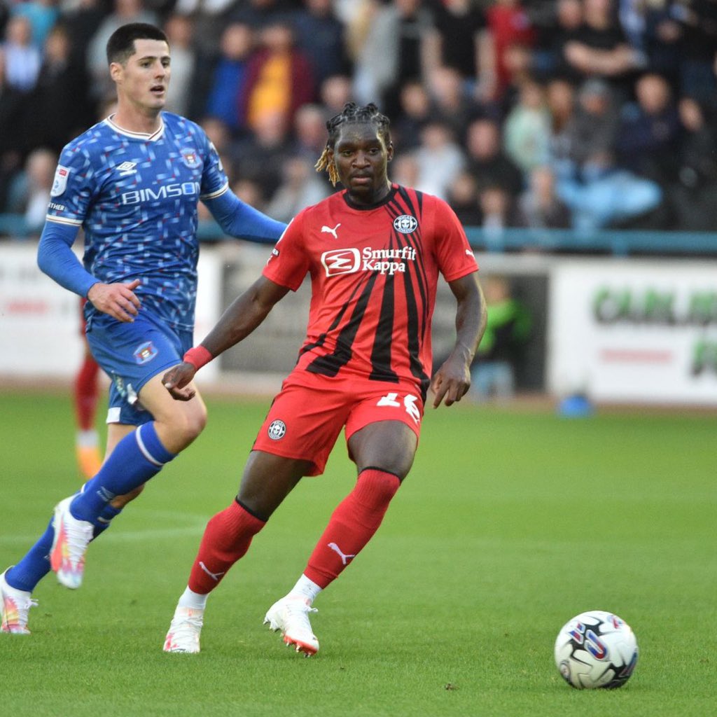 Former Mervue United midfielder Baba Adeeko (20) is making his full football league debut with Wigan this evening. And he has already laid on a deft assist after a 40 yard run that has the Latics 1-0 up at half-time. Big impression being made already. 👏  ☘️ #greenshoots