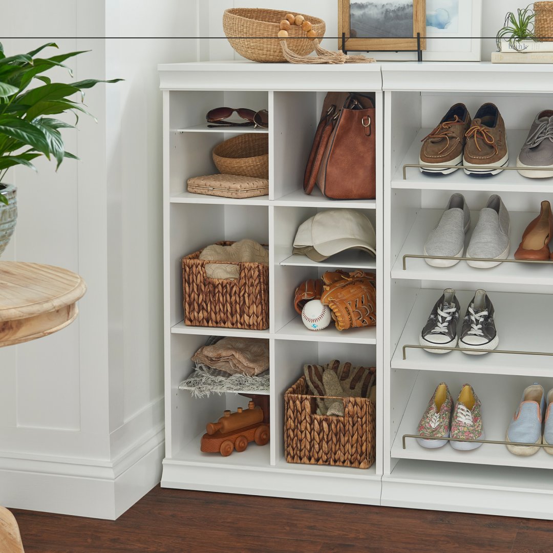 ClosetMaid's tweet image. It’s #TipTuesday! 

Discover our blog's treasure trove of tips on keeping mudrooms organized and clutter-free for a completely efficient space all year long!

inspire.homebyames.com/by-brand/close…

#MudroomOrganizationIdeas
#StorageEssentials