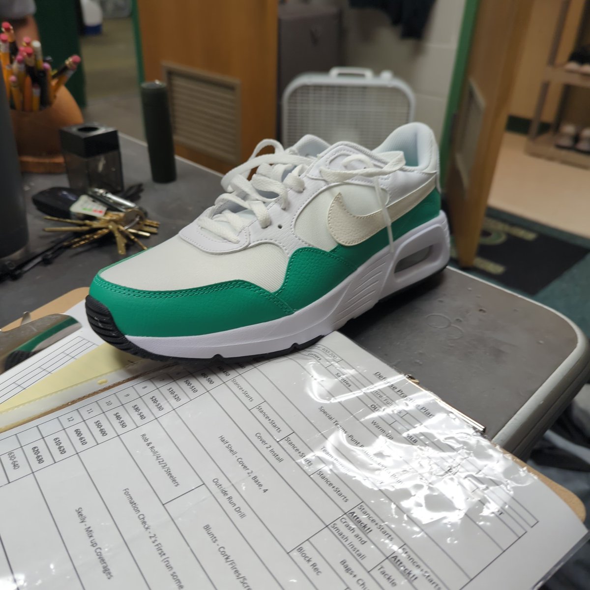 Marty Slanoc tweet media