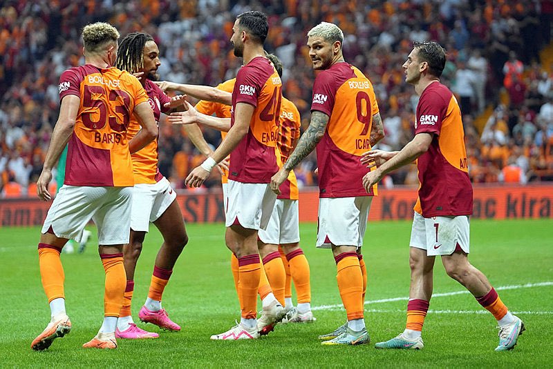 🆚 MS | Galatasaray 1-0 Olimpija Ljubljana

⚽ 24' Icardi
🔴 64' Torreira 

📌 Toplam skor: 4-0

🔸 Galatasaray, Şampiyonlar Ligi play-off turunda Molde'nin rakibi oldu.

#GSvNOL