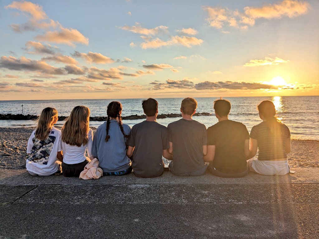 Reigate Grammar DofE tweet media