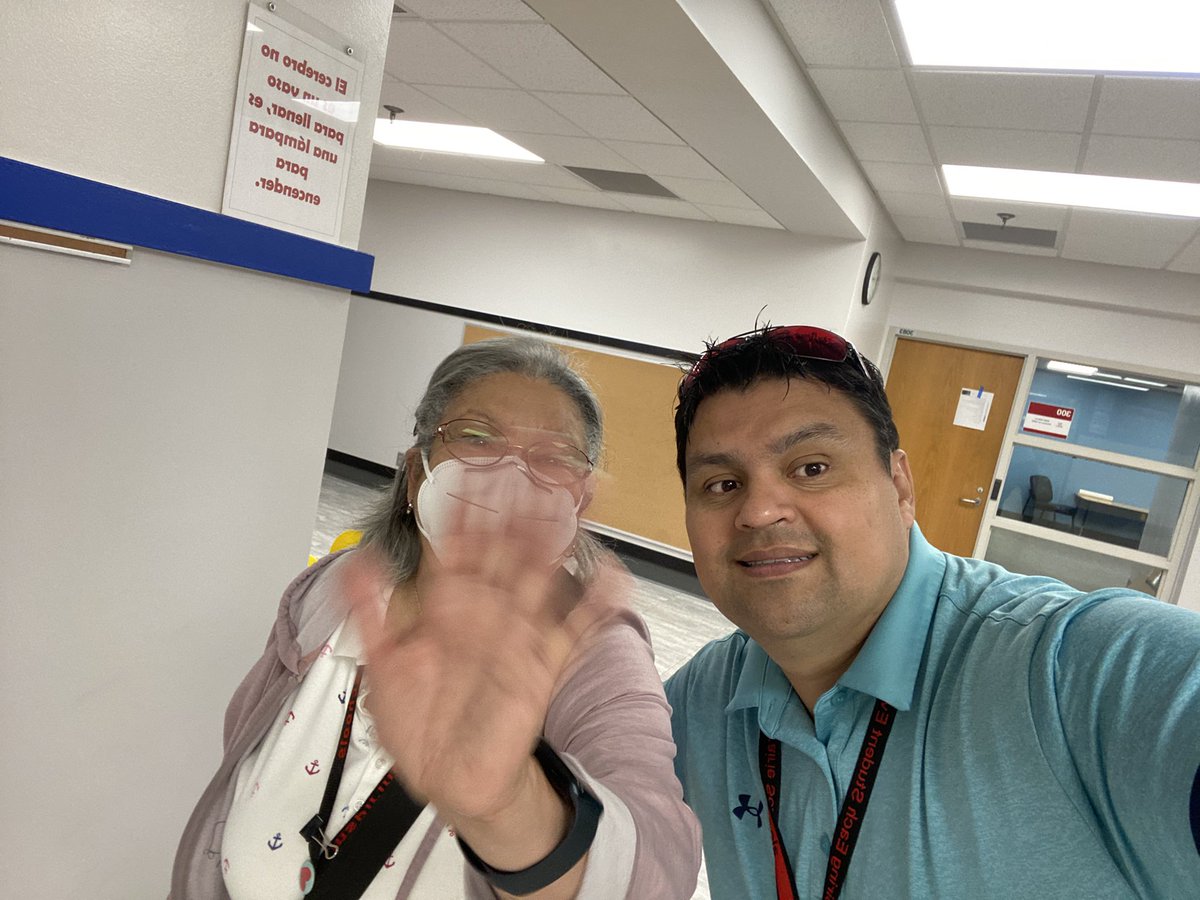 hernan81375313's tweet photo. As we get closer to our school year, little by little staff are filling the halls of our school and it comes alive once again to welcome what will be an amazing 2023/2024 school year. #welcome @EPEAGLESEHSI @ https://t.co/lWmhzWH020