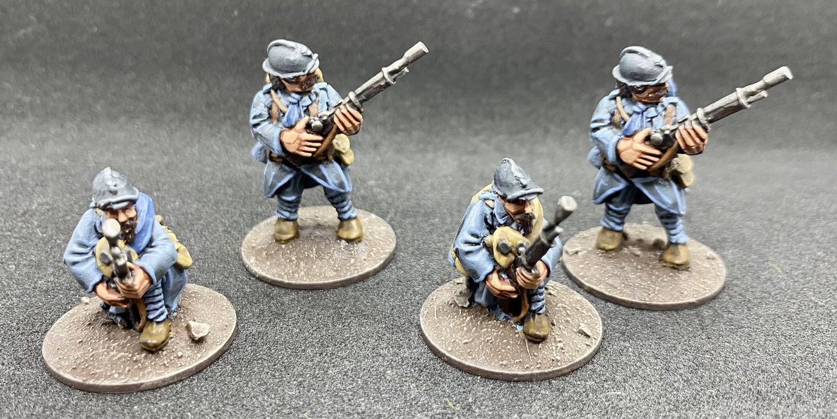 JulianWeber20's tweet photo. I had lots of fun painting these chunky Poilu by Scarab miniatures. Now that this half platoon is painted to a playable state, I have the urge try them out in a game. #ww1 #chainofcommand #mudandblood #operationsquad #spreadthelard https://t.co/BiYf0Ir0UT