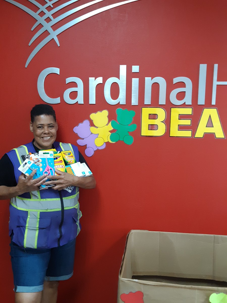 BEAResource's tweet image. Beep, beep! 🚌 Here comes a school supply drive from
@cardinalhealth! Thank you, Cardinal Health, for helping us to create brighter school days for at-risk and CPS-involved children in the greater Houston area! 😊✏
#BEAResource #BEARBackToSchool #HopeandHelp #CardinalHealth