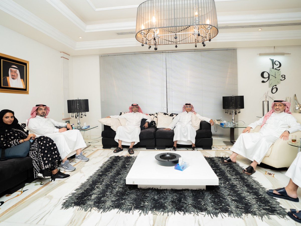ariyadhiah's tweet photo. الشباب.. إدارة الثنيان تعقد اجتماعها الأول
https://t.co/kyNUh3Lp7c https://t.co/lUlSbX4Ihj