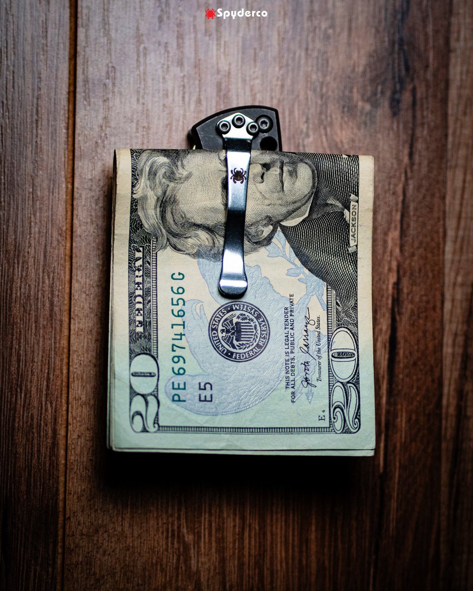 SpydercoKnives's tweet image. The McBee™ faithfully features all the key qualities of Jonathan McNees&apos; &quot;Killer B&quot; custom folder, including solid titanium handle scales and precision-machined stippled accents. It also cuts with big-knife authority.

 #Spyderco #SpydercoKnives #TitaniumTuesday