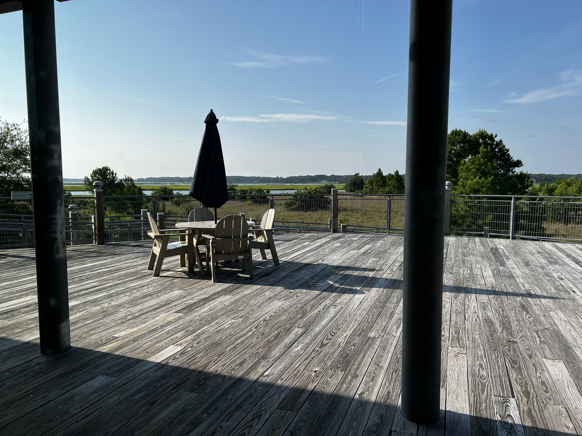 Plaza Middle tweet media