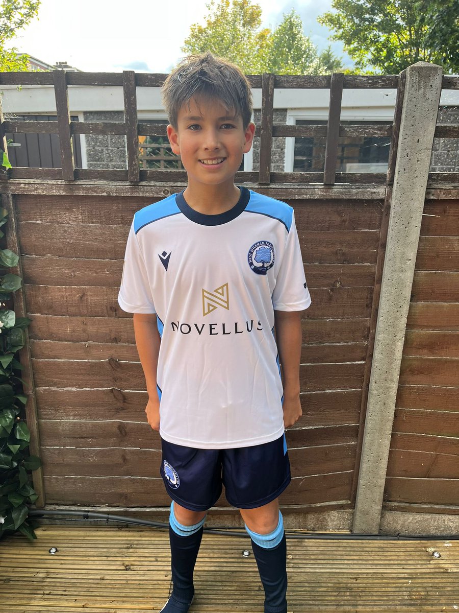 wwfcjuniors's tweet photo. Another massive thank you to our new club sponsor @NovellusBridge the clubs new range of kits are in, covering all age groups and they are looking really sharp. Aptly modelled by U13 Blues top scorer Zach, the club is going to be looking very sharp this season! 😮‍💨💙
#westwickham https://t.co/dPY2AyklTA