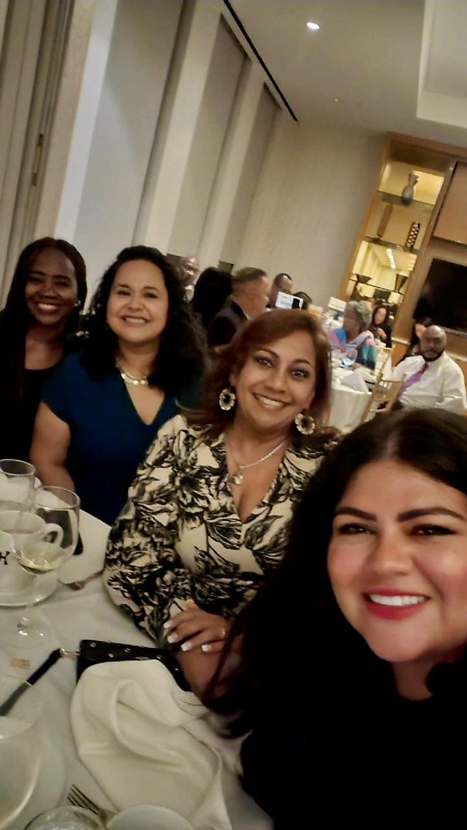 Port_Houston's tweet photo. @Port_Houston was proud to sponsor and be a part of the #HMSDC Emerging 10 Awards that recognizes the top 10 Minority Business Enterprises that exemplify the meaningful impact #MBEs have on the greater Houston community every day. #emerging10 #awards #growthanddevelopment https://t.co/XCG8sGHm5S