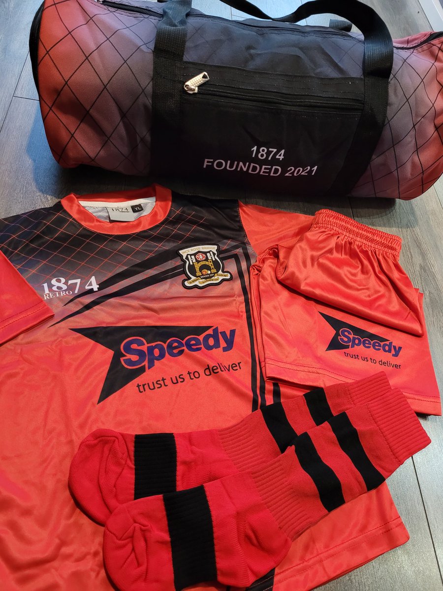 Our latest grass roots offering. Full kit design, manufacture &amp; delivery with dedicated hands-on process. Matching Kit Bag for that extra touch 🔥

#1874retro #grassroots #football #kitdesign #amatuerfootball #footballshirt #unbeatableprices #5aside #11aside