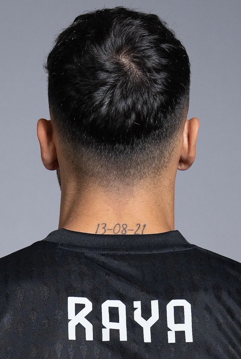 footballconfid1's tweet photo. New Arsenal signing, David Raya, has a tattoo of the date 13-08-21 on his neck.

Birth of a child? Death of a family member? Nope…

It’s to commemorate Brentford thrashing Arsenal 2-0 in his first ever Premier League game 👀

#THFC #COYS 🤍💙❤️‍🩹 https://t.co/uORB8Wx5cV